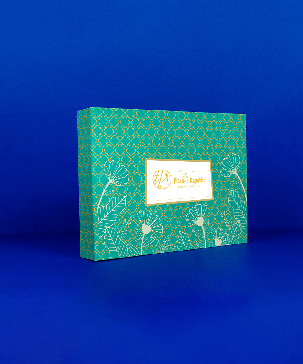 Nuts & Delight Treat Box