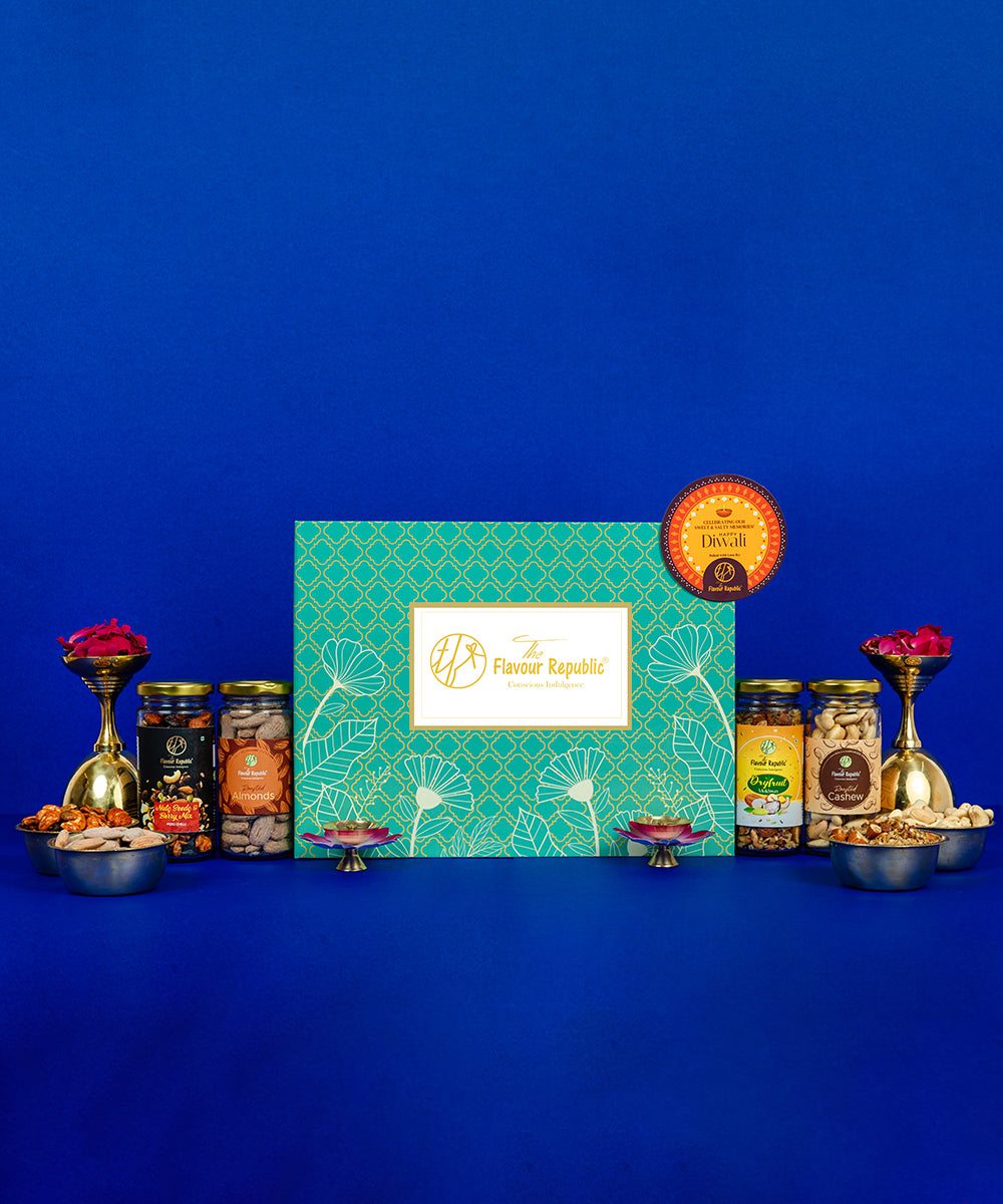 Nuts & Delight Treat Box